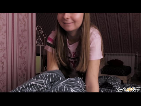 ❤️ Blonde Sucks her Best Friend Deeply και παίρνει σπέρμα στο στόμα της ️❌ Σεξ βίντεο ❤